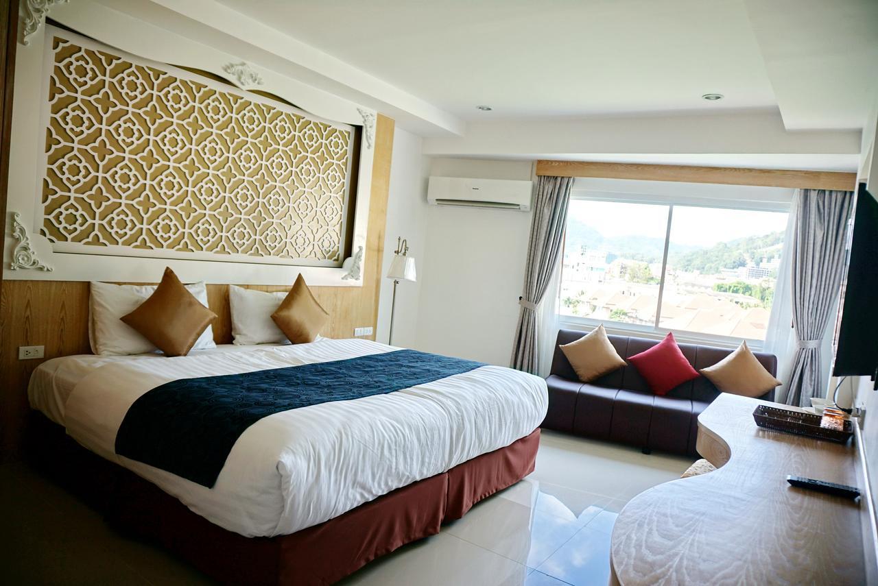 Triple Three Patong Hotel Luaran gambar